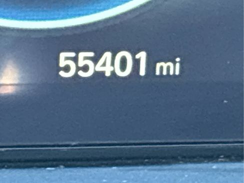 Used 2023 Hyundai Santa Cruz SEL Premium image 16