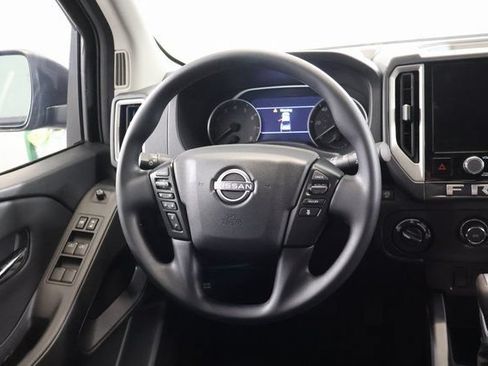 New 2026 Nissan Frontier SV w/ Tow Package AWD/4WD image 15