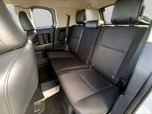 Used 2014 Toyota FJ Cruiser 4WD w/ Convenience Package image 20