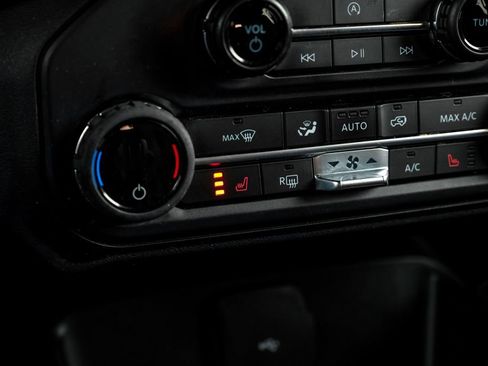 Used 2023 Ford Bronco Big Bend image 31