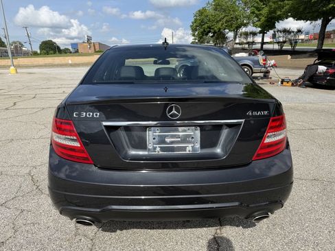Used 2013 Mercedes-Benz C 300 4MATIC Sedan image 7