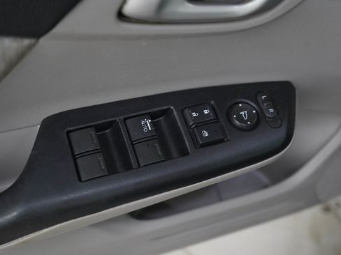 Used 2015 Honda Civic LX image 18