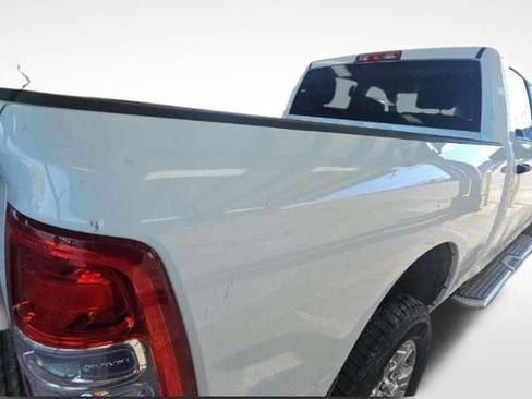 Used 2024 RAM 2500 Big Horn w/ Off Road Package AWD/4WD image 13