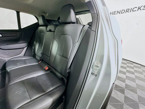 Used 2024 Volvo XC40 B5 Plus w/ Climate Package image 26