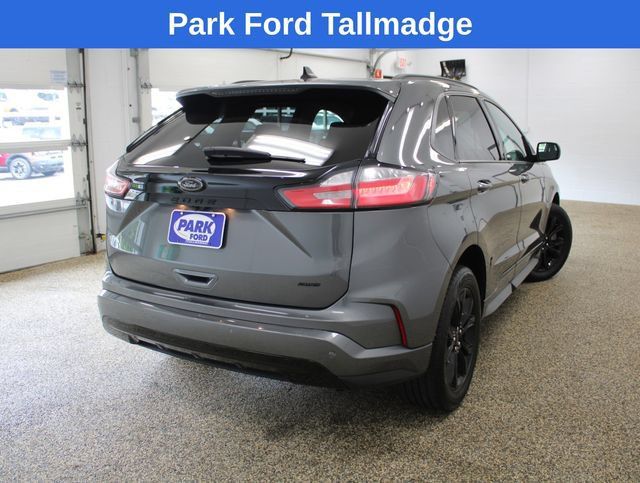 Used 2022 Ford Edge SE w/ Black Appearance Package AWD/4WD image 6