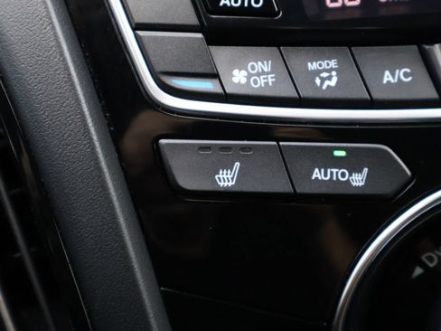 Used 2024 Acura RDX SH-AWD image 23