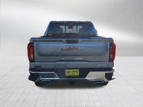 New 2026 GMC Sierra 1500 SLT image 6