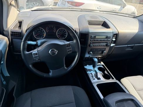 Used 2012 Nissan Titan SV w/ SV Premium Utility Pkg RWD image 17