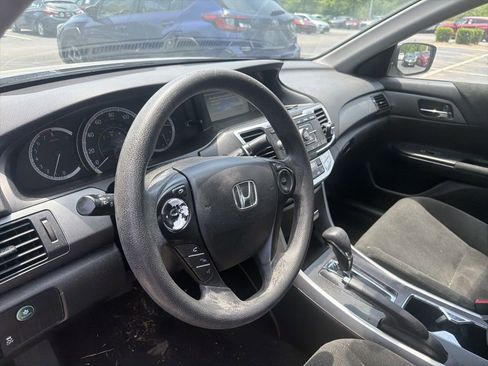 Used 2013 Honda Accord LX image 3
