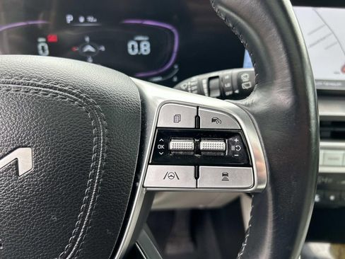 Certified 2023 Kia Telluride S w/ S Sunroof Package AWD/4WD image 22