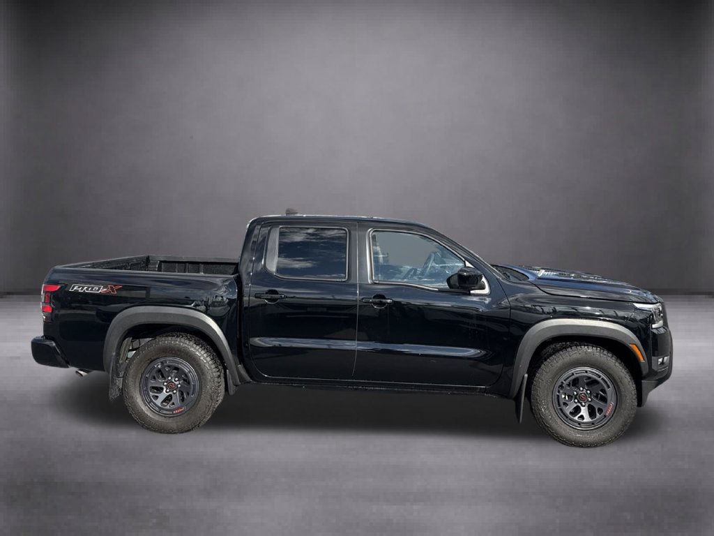 Used 2025 Nissan Frontier Pro-X RWD image 3