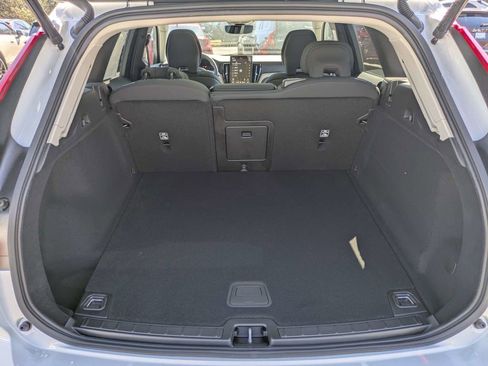 Used 2026 Volvo XC60 B5 Core image 13