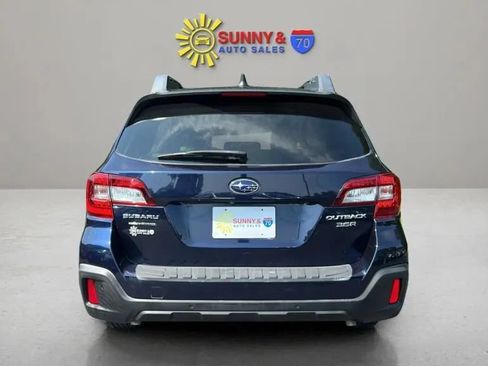 Used 2018 Subaru Outback 3.6R Limited AWD/4WD image 7
