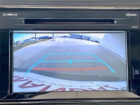 Used 2017 Toyota Avalon XLE Premium image 33