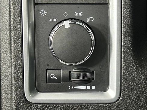 Used 2024 RAM 1500 Warlock AWD/4WD image 24