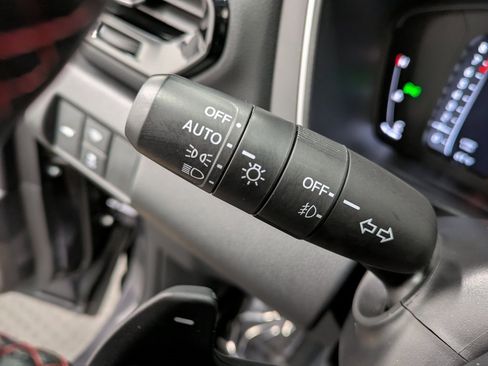 Certified 2025 Honda Pilot Black Edition image 17