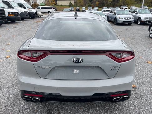 Used 2019 Kia Stinger GT1 image 5