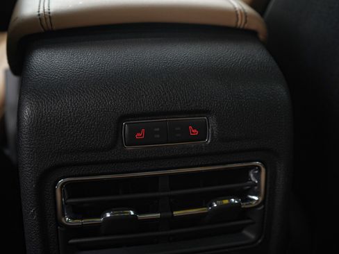 Used 2022 Lincoln Corsair Reserve w/ Equipment Group 201A image 21