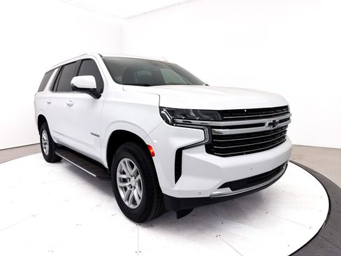 Used 2022 Chevrolet Tahoe LT w/ Luxury Package AWD/4WD image 14