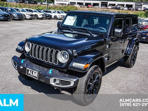 Used 2024 Jeep Wrangler Unlimited Sahara image 15