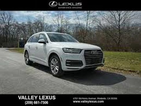 Used 2019 Audi Q7 3.0T Prestige AWD/4WD image 9
