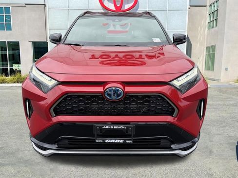 Used 2023 Toyota RAV4 XSE w/ Weather Package AWD/4WD image 3