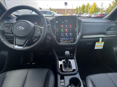 Used 2025 Subaru Forester Limited AWD/4WD image 5