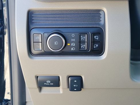 New 2026 Ford F350 Platinum w/ Platinum Plus Package AWD/4WD image 25