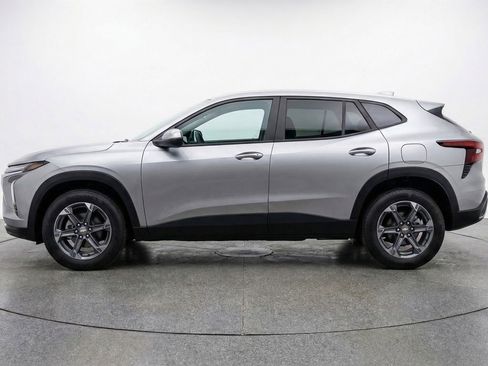 Used 2025 Chevrolet Blazer LT image 5