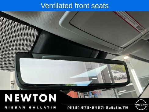 Used 2021 Toyota Highlander Platinum AWD/4WD image 14