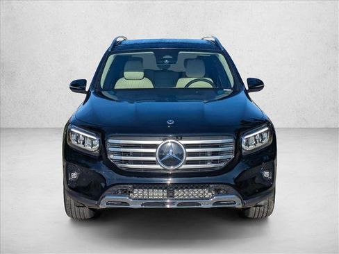 New 2026 Mercedes-Benz GLB 250 image 6