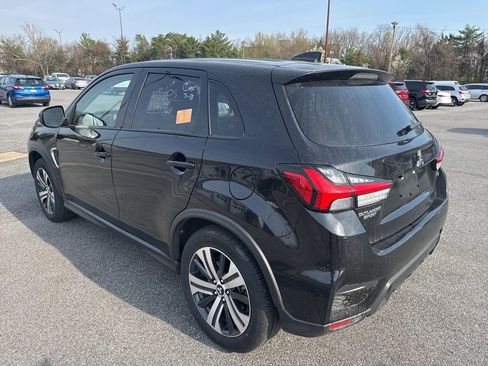 Used 2025 Mitsubishi Outlander Sport SE image 5