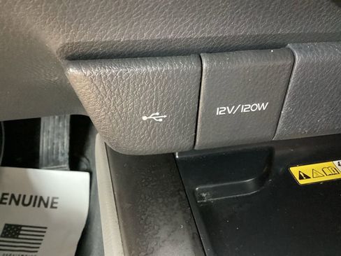 Used 2024 Toyota Camry XLE image 23