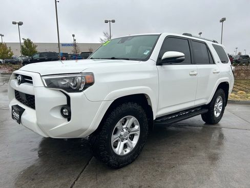 Used 2021 Toyota 4Runner SR5 Premium AWD/4WD image 3