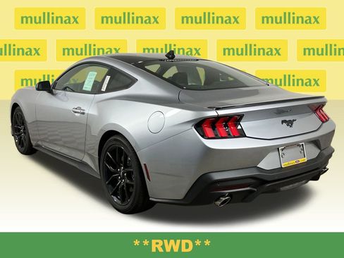 New 2025 Ford Mustang EcoBoost image 9