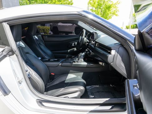 Used 2021 Toyota Supra Premium w/ Driver Assist Package RWD image 10