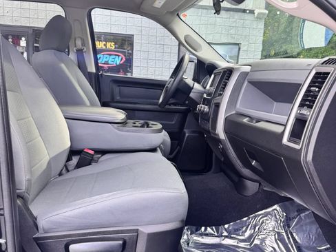 Used 2020 RAM 1500 Tradesman w/ Tradesman SXT Package RWD image 16