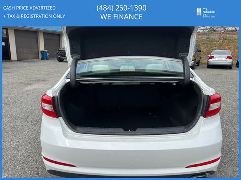 Used 2015 Hyundai Sonata SE w/ Option Group 09 image 12