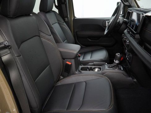 New 2026 Jeep Gladiator Sport image 32