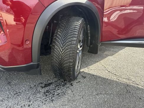 Used 2023 Nissan Rogue SL w/ SL Premium Package image 33