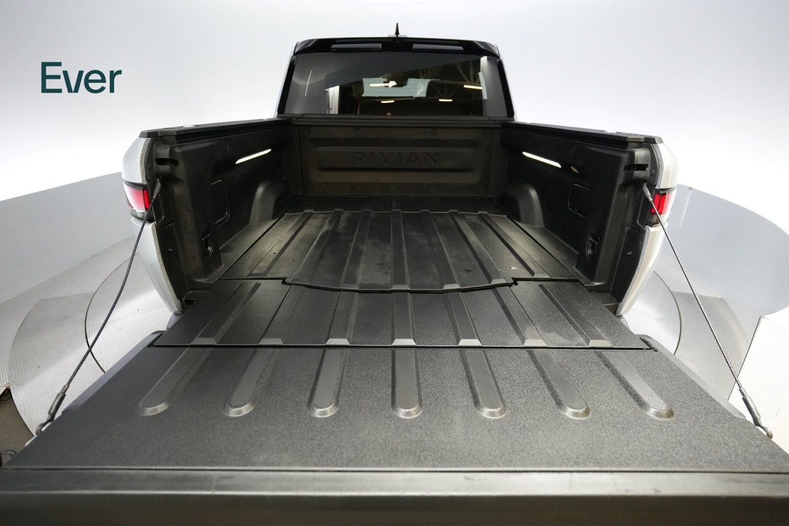 Used 2023 Rivian R1T Adventure Quad AWD/4WD image 8