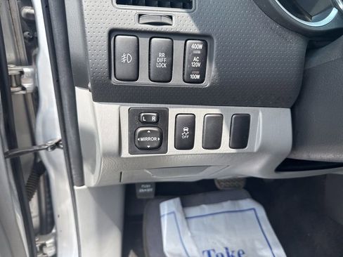 Used 2012 Toyota Tacoma PreRunner w/ TRD Off-Road Pkg RWD image 24