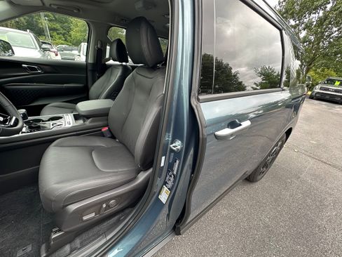 New 2026 Kia Carnival SX w/ SX Dark Edition Package image 32