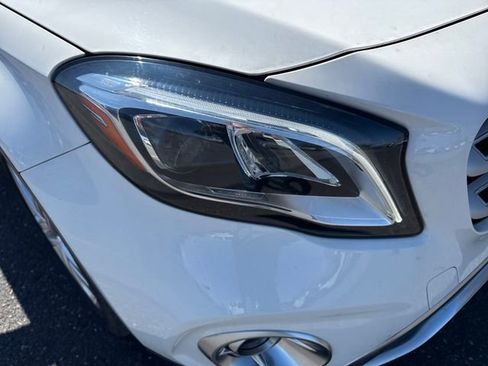 Used 2018 Mercedes-Benz GLA 250 4MATIC image 12