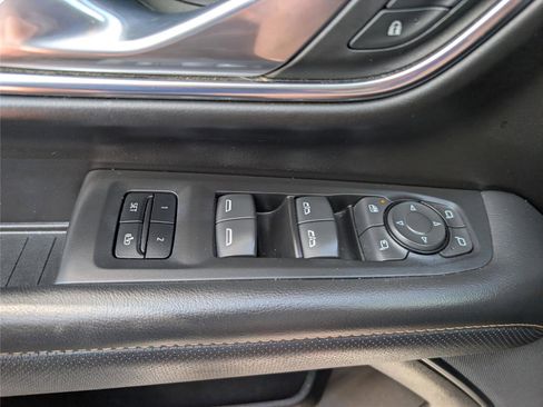 Used 2023 GMC Yukon AT4 w/ Technology Package image 26