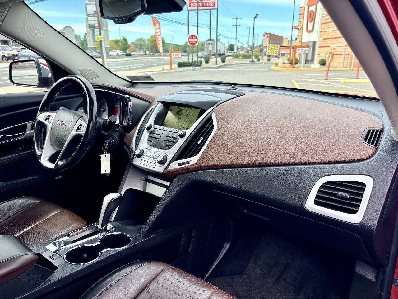 Used 2015 GMC Terrain SLT w/ Chrome Edition AWD/4WD image 32