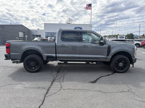 New 2026 Ford F250 4x4 Crew Cab Super Duty image 2