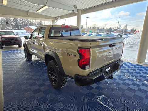 Used 2023 Chevrolet Colorado Trail Boss w/ Technology Package image 5