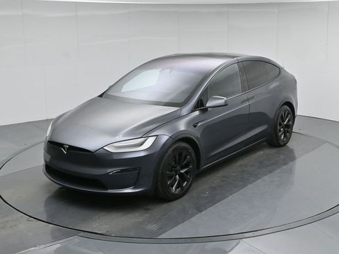 Used 2023 Tesla Model X image 38