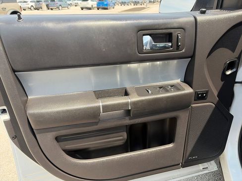 Used 2015 Ford Flex Limited w/ Equipment Group 301A FWD image 13